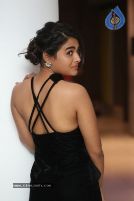 Shalini Pandey Photos - 4 of 21