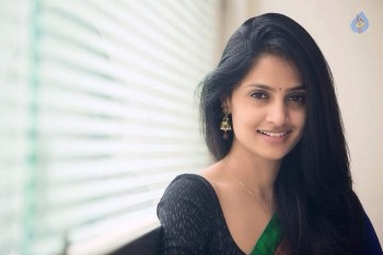 Shalini Vadnikatti New Photos - 15 of 34