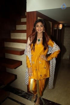 Shilpa Shetty New Photos - 21 of 26