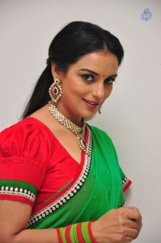 Shweta Menon Latest Photos - 31 of 34