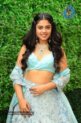 Siddhi Idnani Photos - 8 of 16