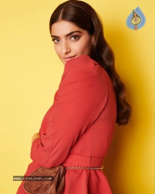 Sonam Kapoor Stills - 6 of 8