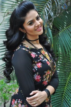 Sree Mukhi New Stills - 13 of 39