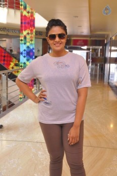 Sreemukhi New Stills - 14 of 21