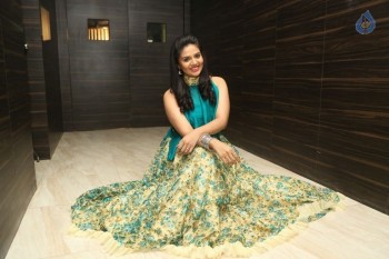 Sreemukhi Photos - 16 of 60