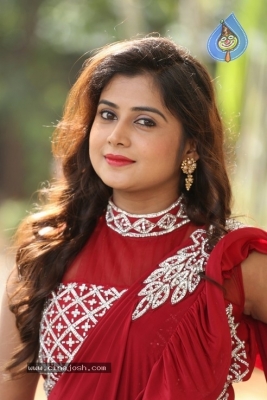 Sri Pallavi Stills - 4 of 35