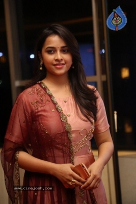 Sridivya Latest Photos - 13 of 21