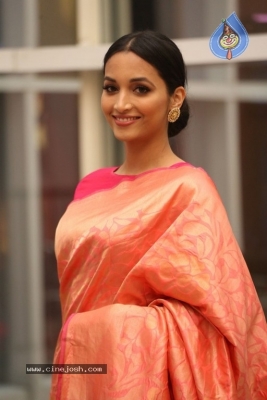 Srinidhi Shetty Gallery - 11 of 12