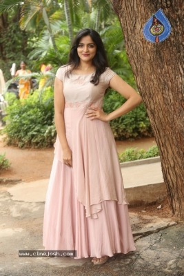 Sukruthi Wagle Stills - 4 of 21