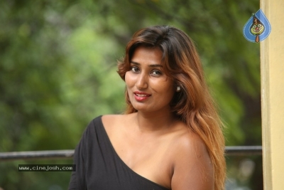 Swathi Naidu New Pics - 3 of 32