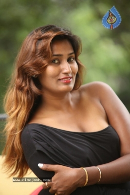 Swathi Naidu New Pics - 13 of 32