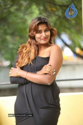 267px x 400px - Swathi Naidu New Pics (32 photos) page 2 | Photos Gallery