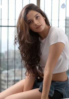 Tanya Hope Latest Stills - 10 of 17