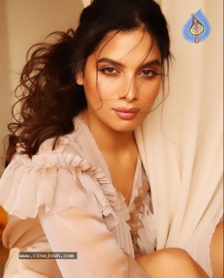 Tanya Hope New Photos - 1 of 13