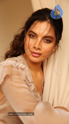 Tanya Hope New Photos - 8 of 13