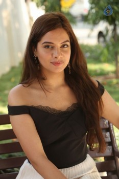 Tanya Hope Photos - 28 of 59