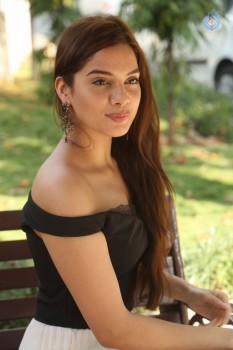 Tanya Hope Photos - 40 of 59