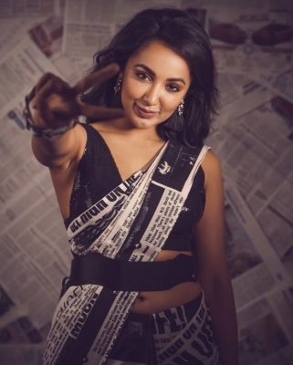 Tejaswi Madivada Photos - 9 of 11