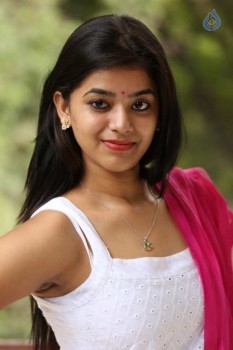 Yamini Bhaskar New Photos - 16 of 49