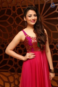 Zoya Afroz Photos - 20 of 32