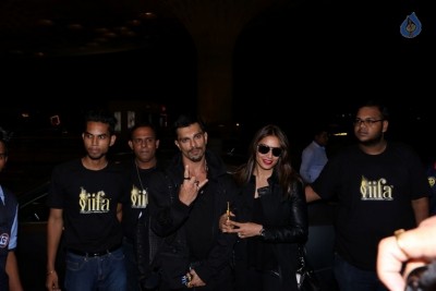 Bollywood Celebrities Spotted at Airport