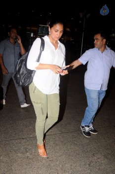 Bollywood Celebrities Spotted at Airport