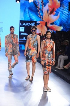 Celebrities Walks the Ramp at LFW 2016