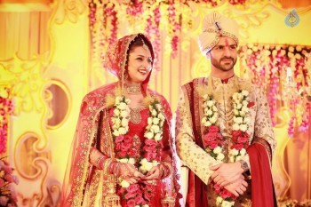 Divyanka and Vivek Wedding Photos