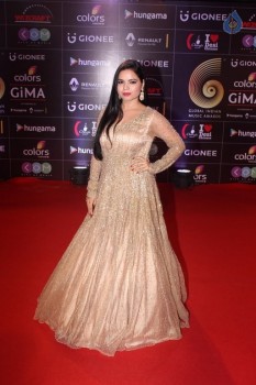 GIMA Awards 2016 Red Carpet Photos