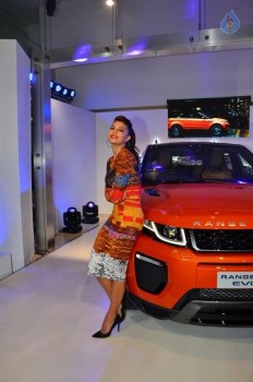 Jacqueline Unveils New Range Rover Evoque