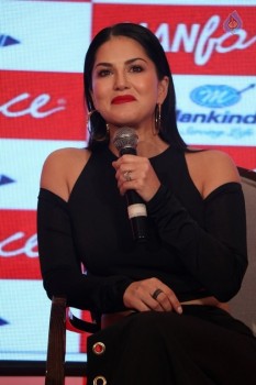 Sunny Leone Launches Manforce Calendar