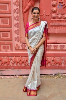 Sushmita Sen at Durga Aarti