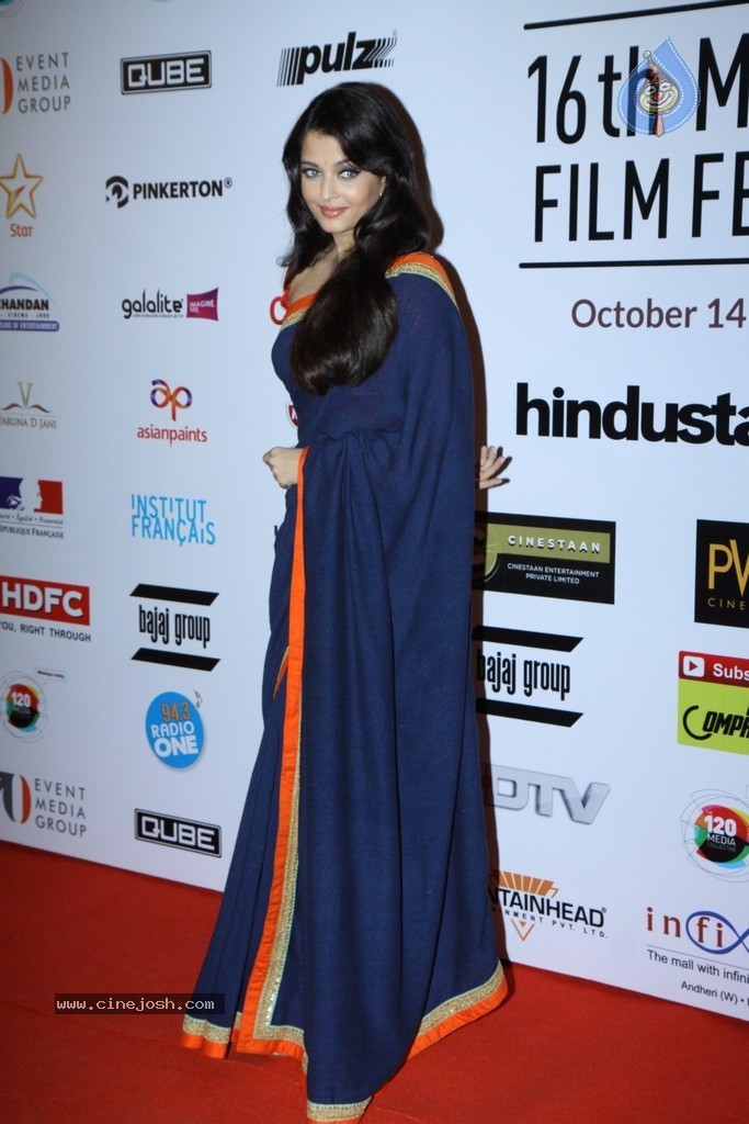 16th Mumbai Film Festival Opening Ceremony - 46 / 168 photos