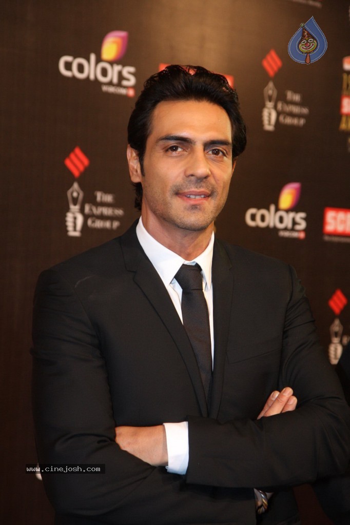 19th Annual Colors Screen Awards 2013 - 49 / 173 photos