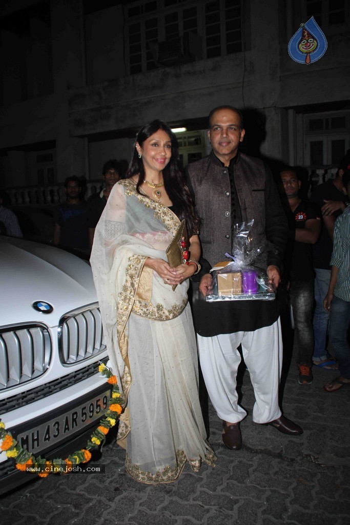 Aamir Khan Hosted Diwali 2014 Party - 43 / 57 photos