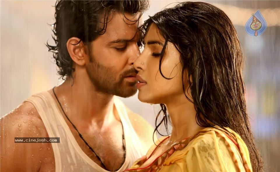 Agneepath Movie Stills - 16 / 18 photos