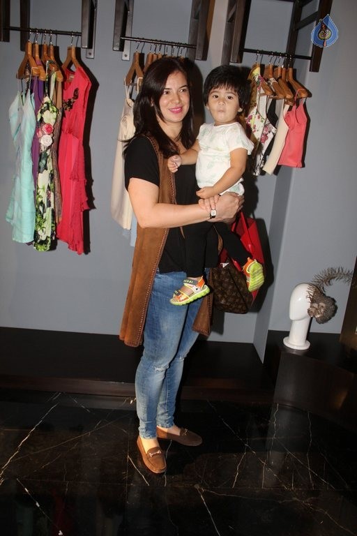 Amy Billimoria Festive AW 2015 Collection Unveiling - 9 / 33 photos