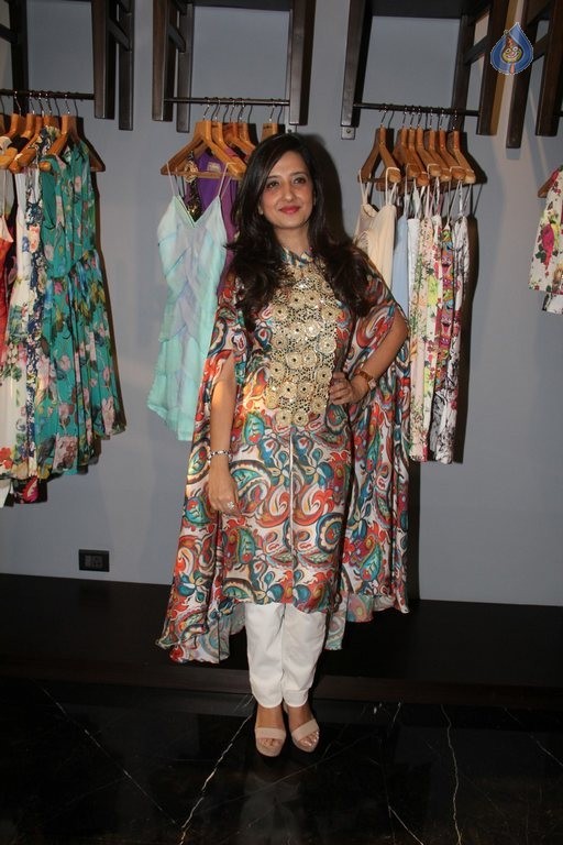 Amy Billimoria Festive AW 2015 Collection Unveiling - 12 / 33 photos