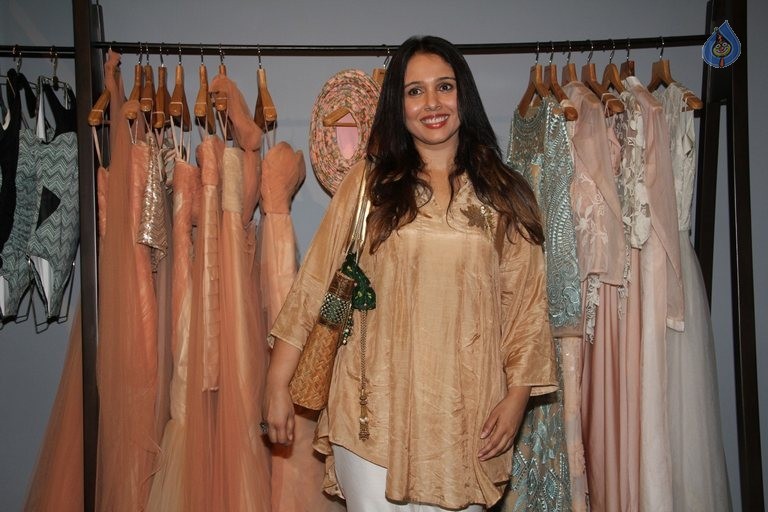 Amy Billimoria Festive AW 2015 Collection Unveiling - 20 / 33 photos