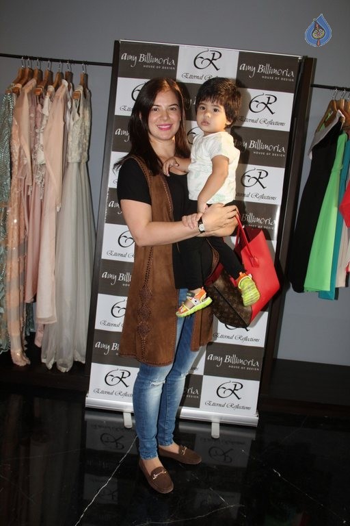 Amy Billimoria Festive AW 2015 Collection Unveiling - 21 / 33 photos