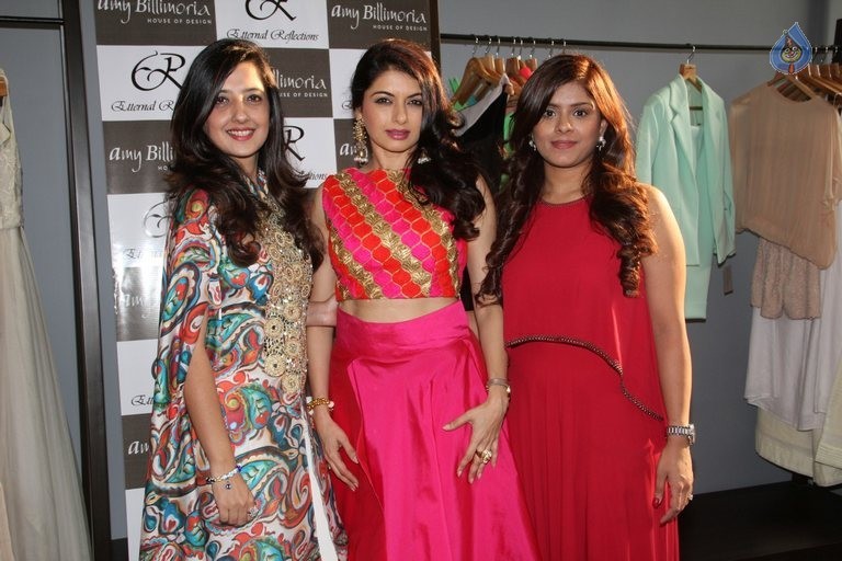 Amy Billimoria Festive AW 2015 Collection Unveiling - 24 / 33 photos