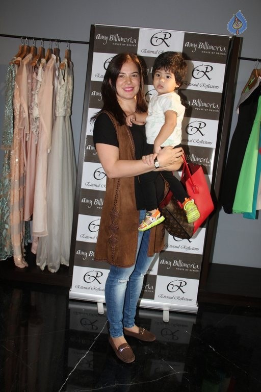 Amy Billimoria Festive AW 2015 Collection Unveiling - 29 / 33 photos