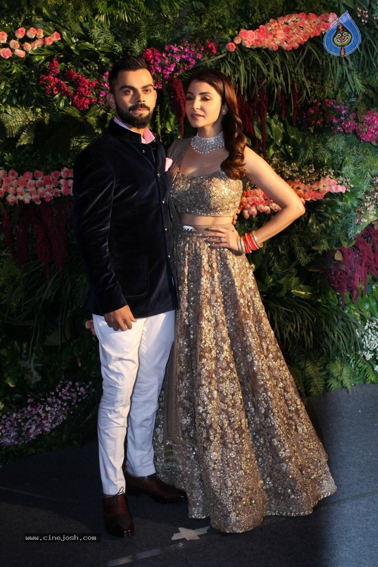 Anushka And Virat Wedding Celebration In Mumbai Set 1 - 44 / 84 photos