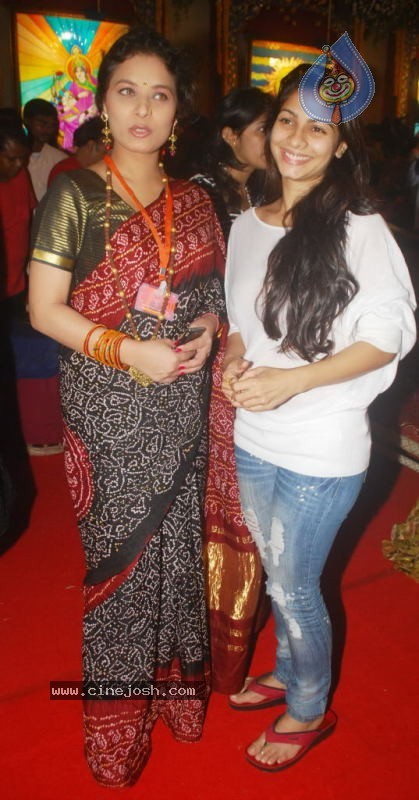 Bappi Lahiri Celebrates Durga Puja - 3 / 24 photos