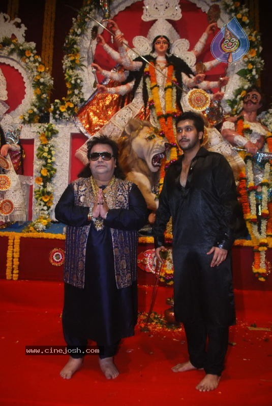 Bappi Lahiri Celebrates Durga Puja - 7 / 24 photos