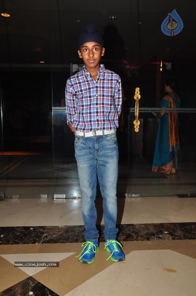 Bhag Milkha Bhag Success Party - 26 / 40 photos