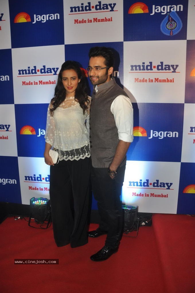 Bolly Celebs at Mid Day Newspaper Relaunch Party - 18 / 152 photos