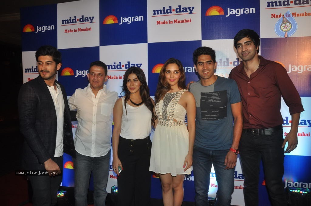 Bolly Celebs at Mid Day Newspaper Relaunch Party - 129 / 152 photos