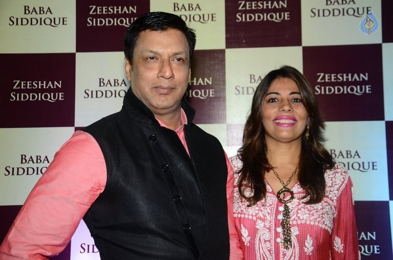 Bollywood Celebrities at Baba Siddique Ifter Party 2 - 32 / 63 photos