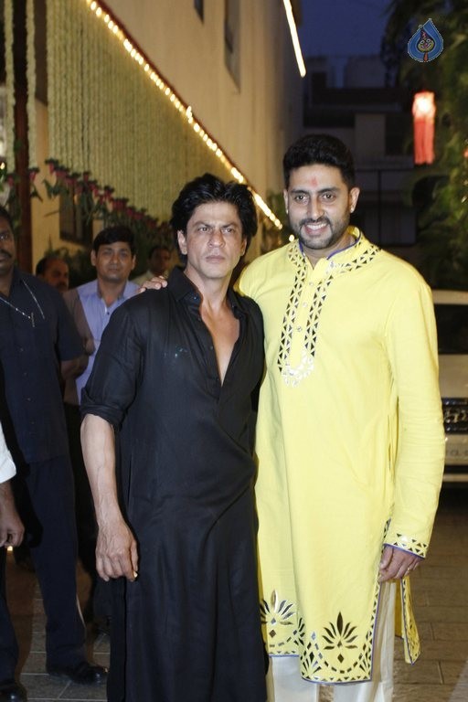 Celebrities at Amitabh Bachchan Hosted Diwali 2015 Party 2 - 32 / 84 photos